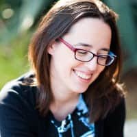 A portrait of Lindsey Tropf.